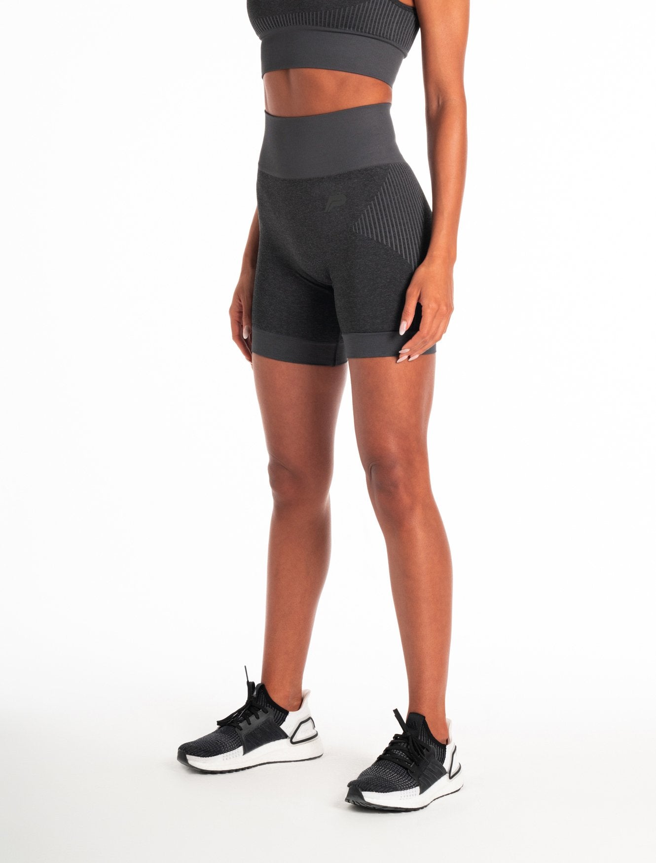 ADAPT Seamless Shorts / Black.Charcoal Pursue Fitness 1