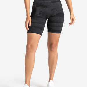 Boost Seamless Shorts - Black Pursue Fitness 1