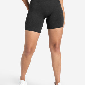 Core Seamless Shorts / Black Marl Pursue Fitness 1