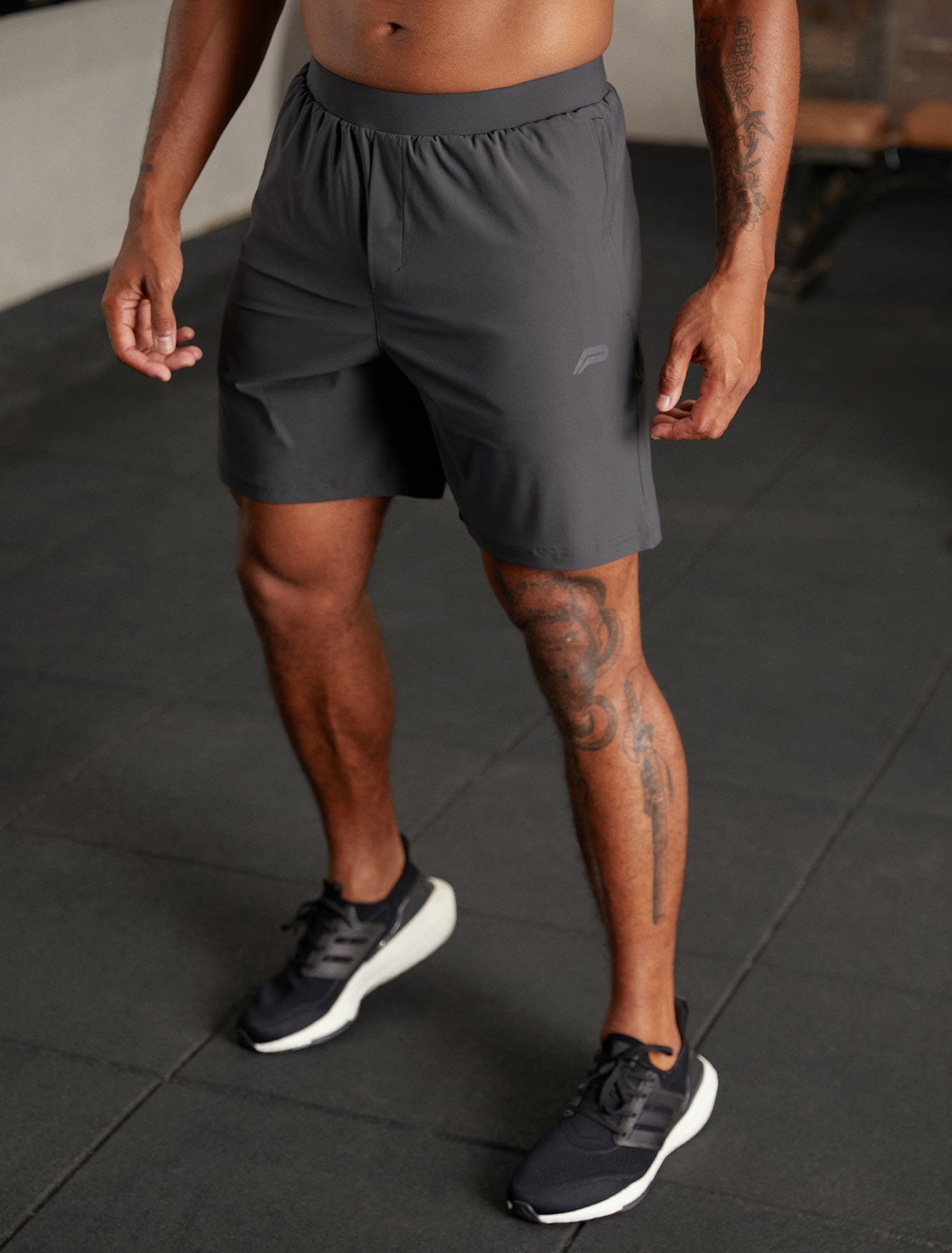 Hybrid Everyday Shorts / Onyx Grey Pursue Fitness 1