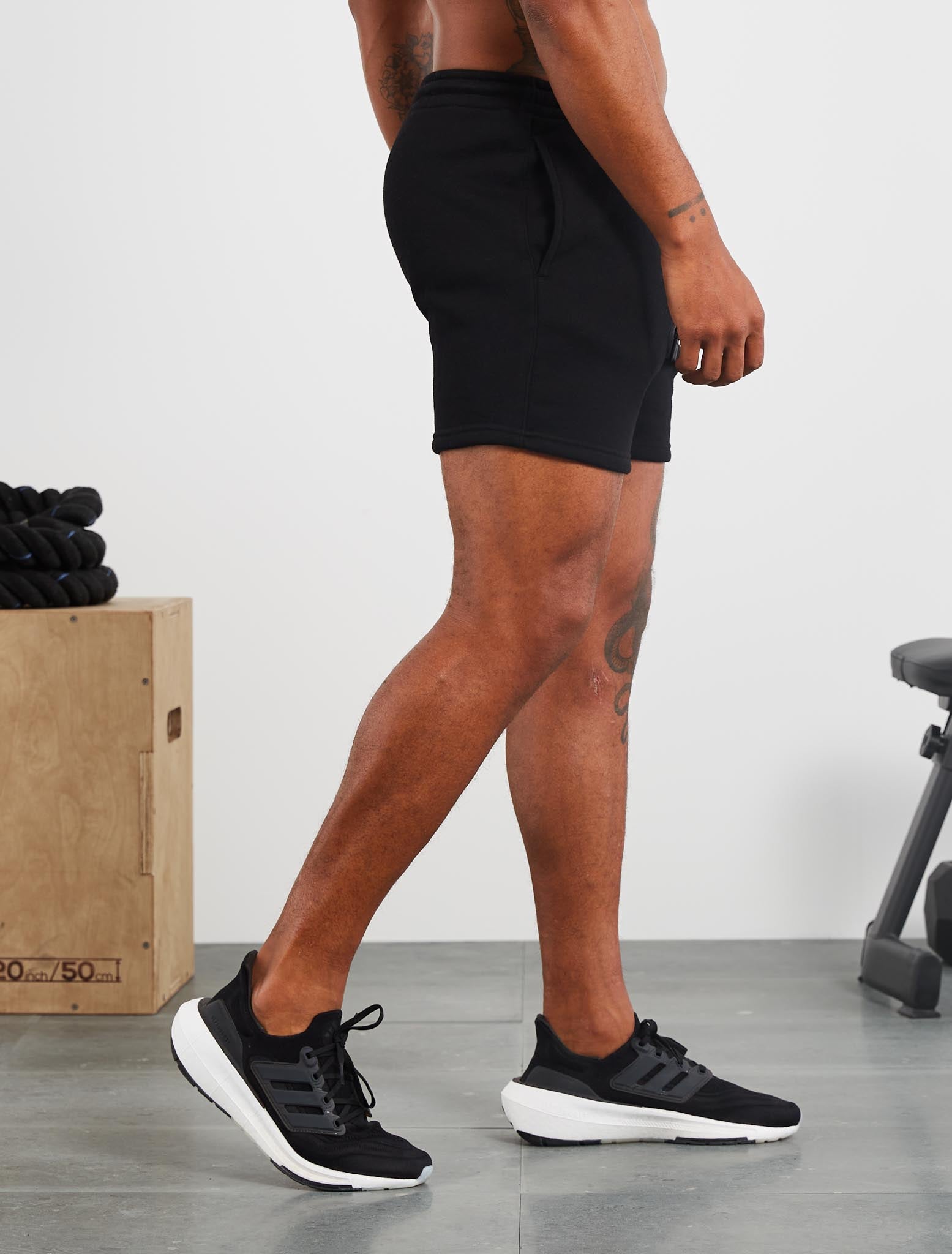 Icon Tapered Shorts / Black Pursue Fitness 2