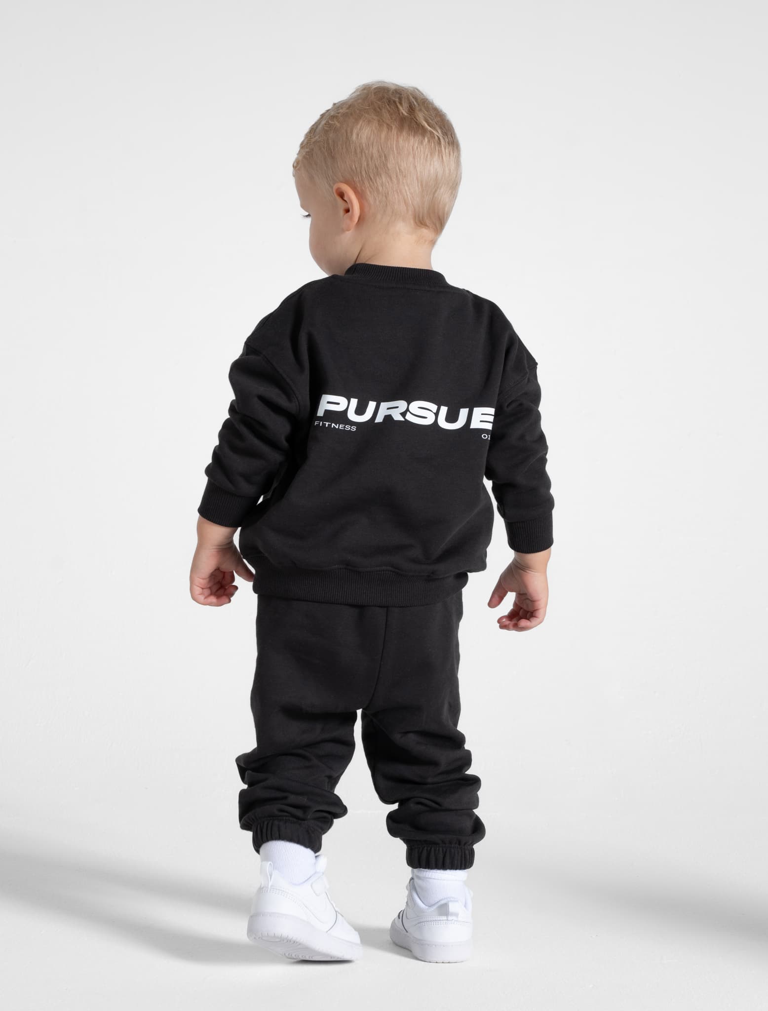 Kids Sweater / Black Pursue Fitness 1