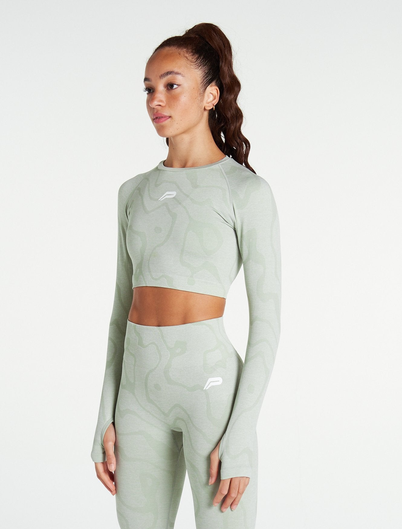 Sustainable Seamless Long Sleeve Crop Top / Sage Green Pursue Fitness 2