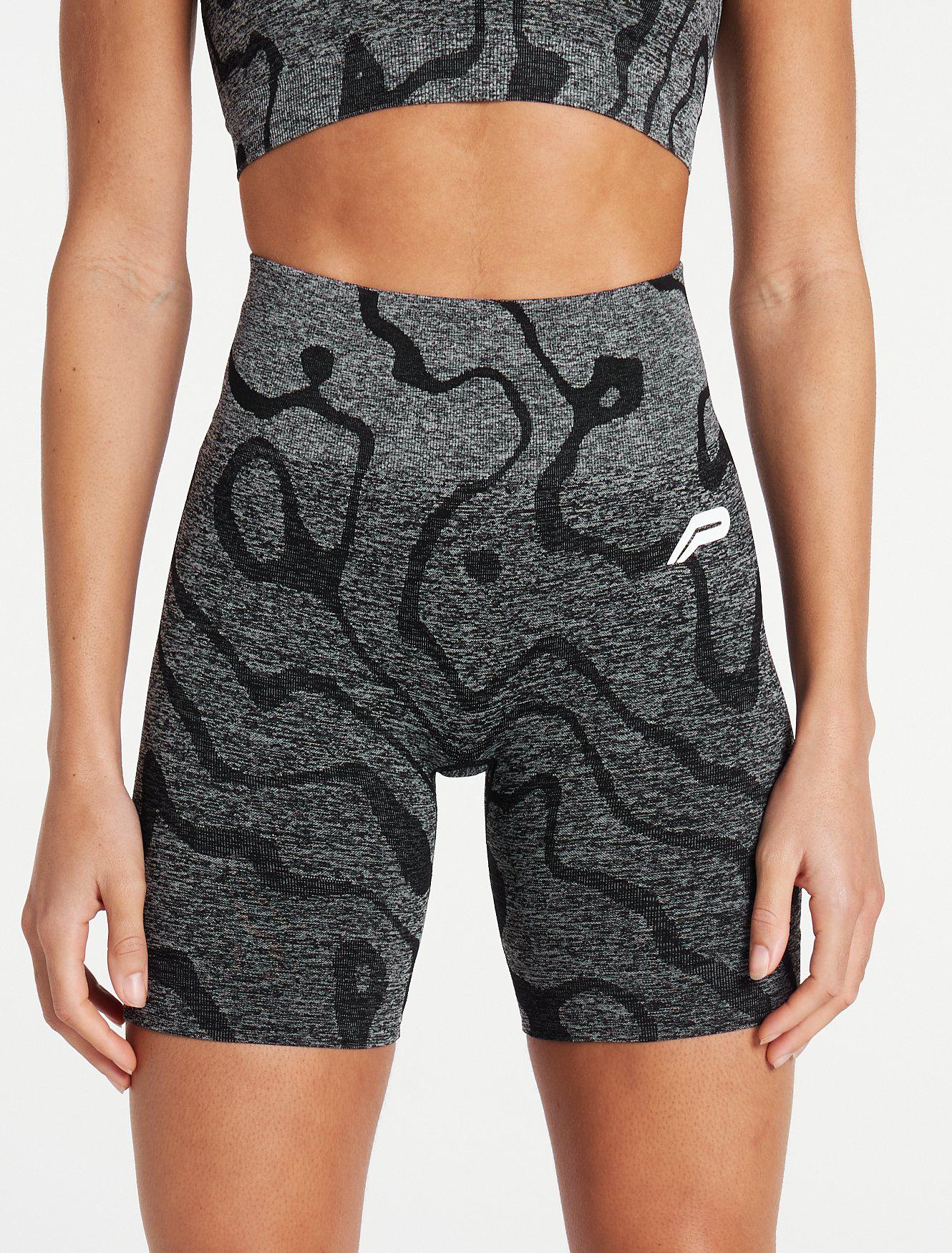 Sustainable Seamless Shorts / Black Pursue Fitness 3