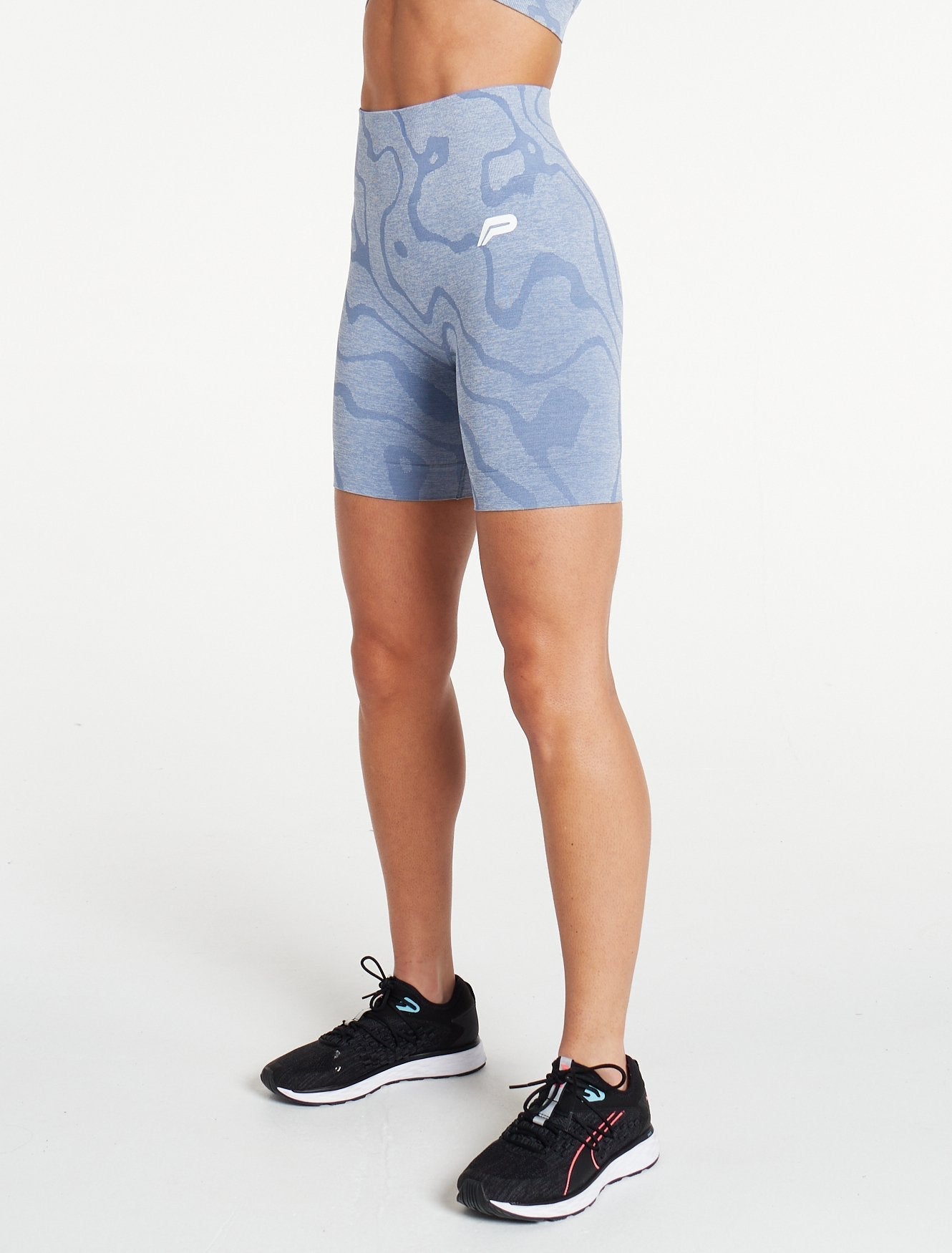 Sustainable Seamless Shorts / Blue Pursue Fitness 1