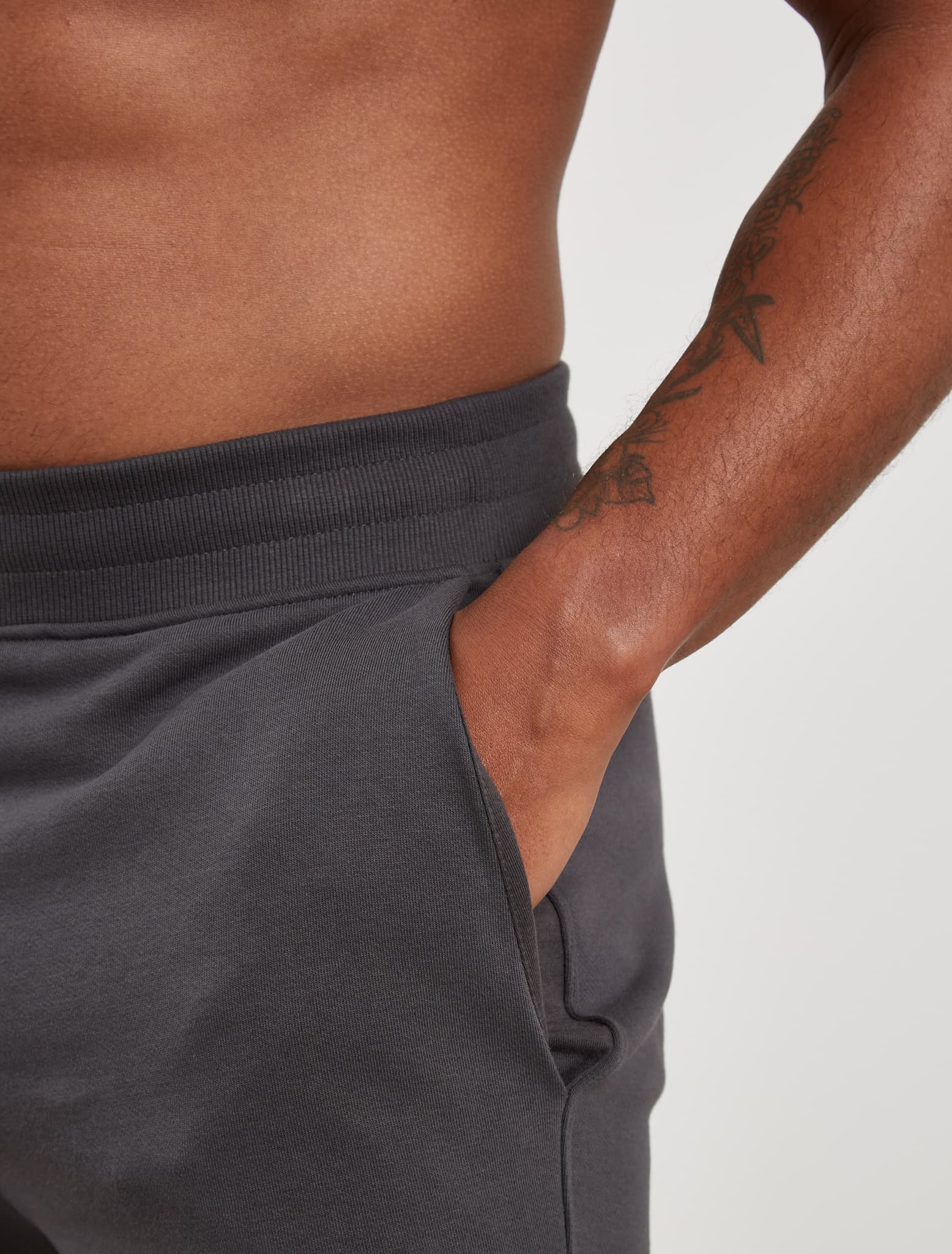 LOOPBACK STRETCH KNIT SHORT