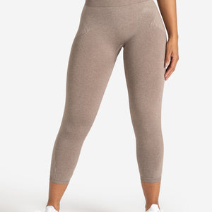 ADAPT 2.0 Seamless 7/8 Leggings - Fawn Pursue Fitness 1