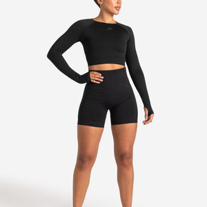 ADAPT 2.0 Seamless Crop Top - Blackout Pursue Fitness 2