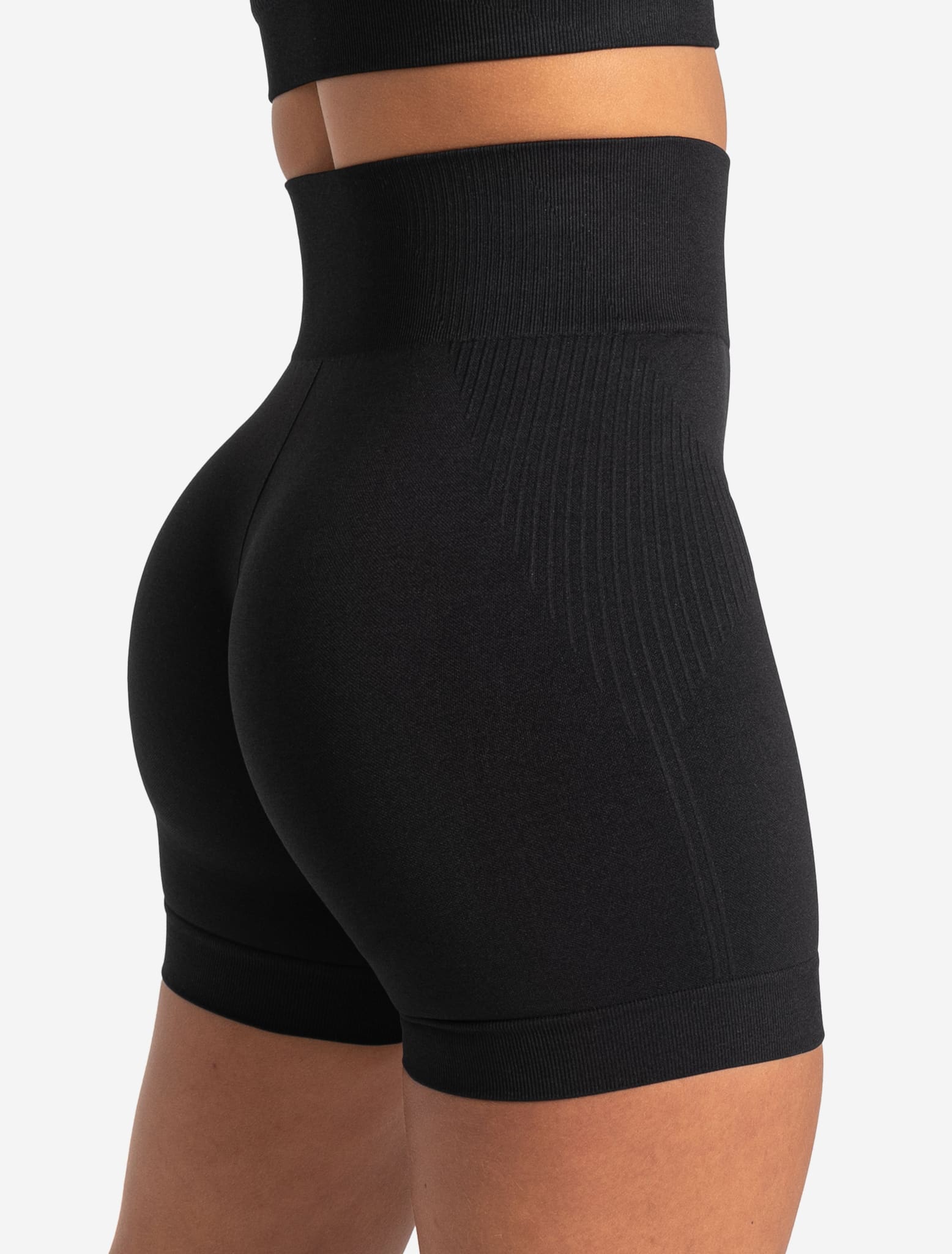 ADAPT 2.0 Seamless Shorts - Blackout Pursue Fitness 2