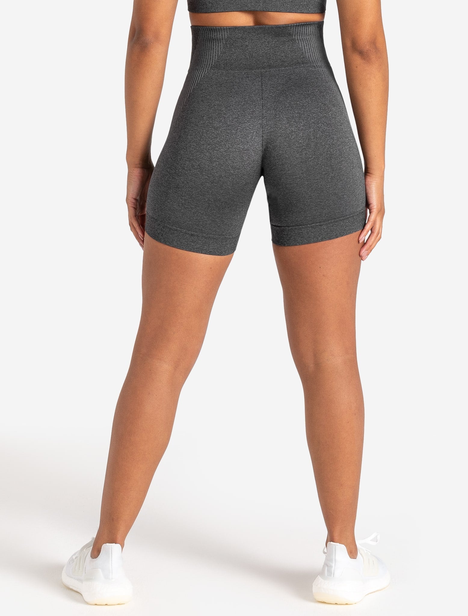 ADAPT 2.0 Seamless Shorts - Charcoal Pursue Fitness 2