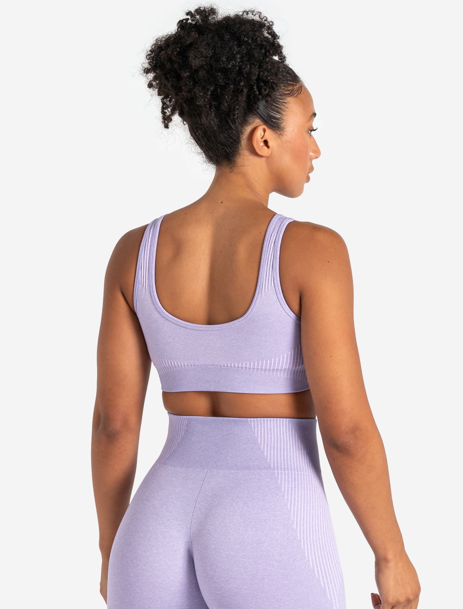 ADAPT 2.0 Seamless Sports Bra - Lilac Pursue Fitness 2