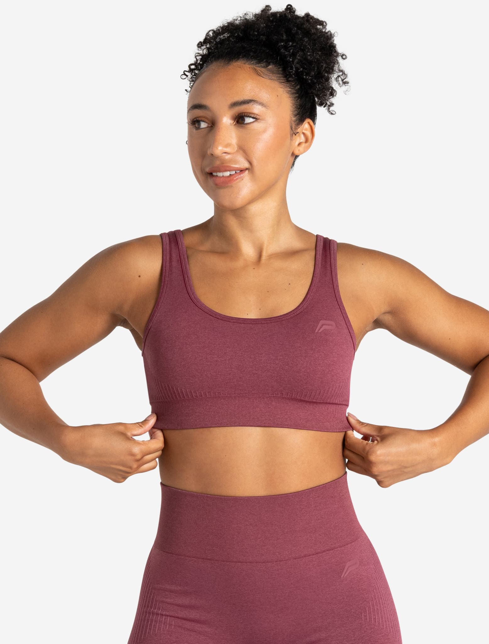 ADAPT 2.0 Seamless Sports Bra - Magenta Pursue Fitness 1
