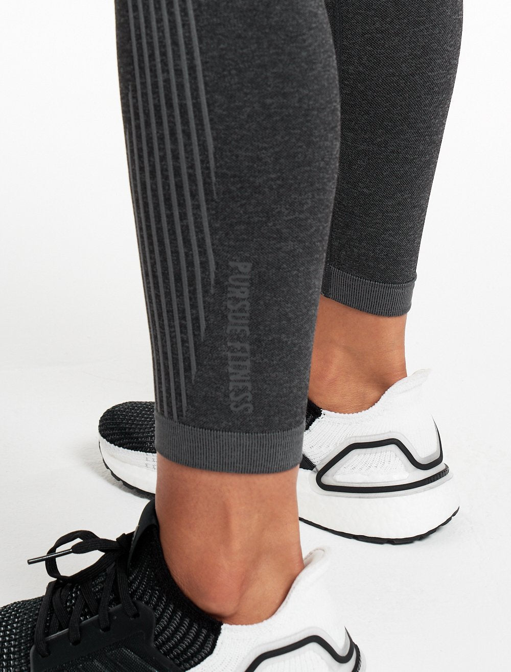 ADAPT Seamless Leggings / Black.Charcoal Pursue Fitness 4