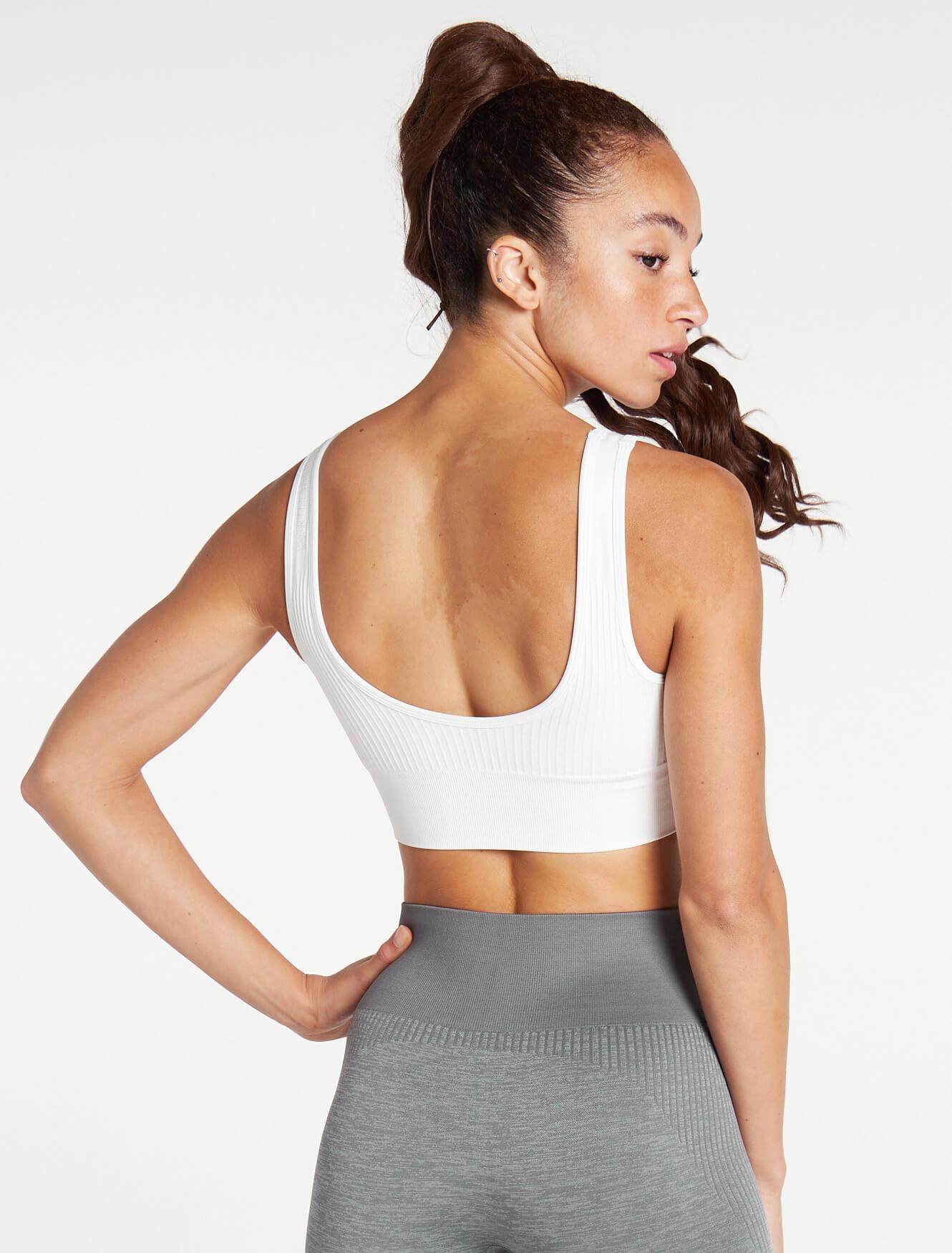 ADAPT Seamless Sports Bra / White Pursue Fitness 2