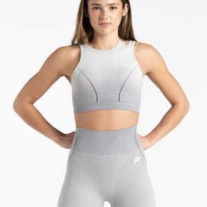 Blaze Seamless Sports Bra / Cloud Grey Pursue Fitness 1
