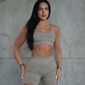 Boost Seamless Shorts - Neutral Pursue Fitness 2