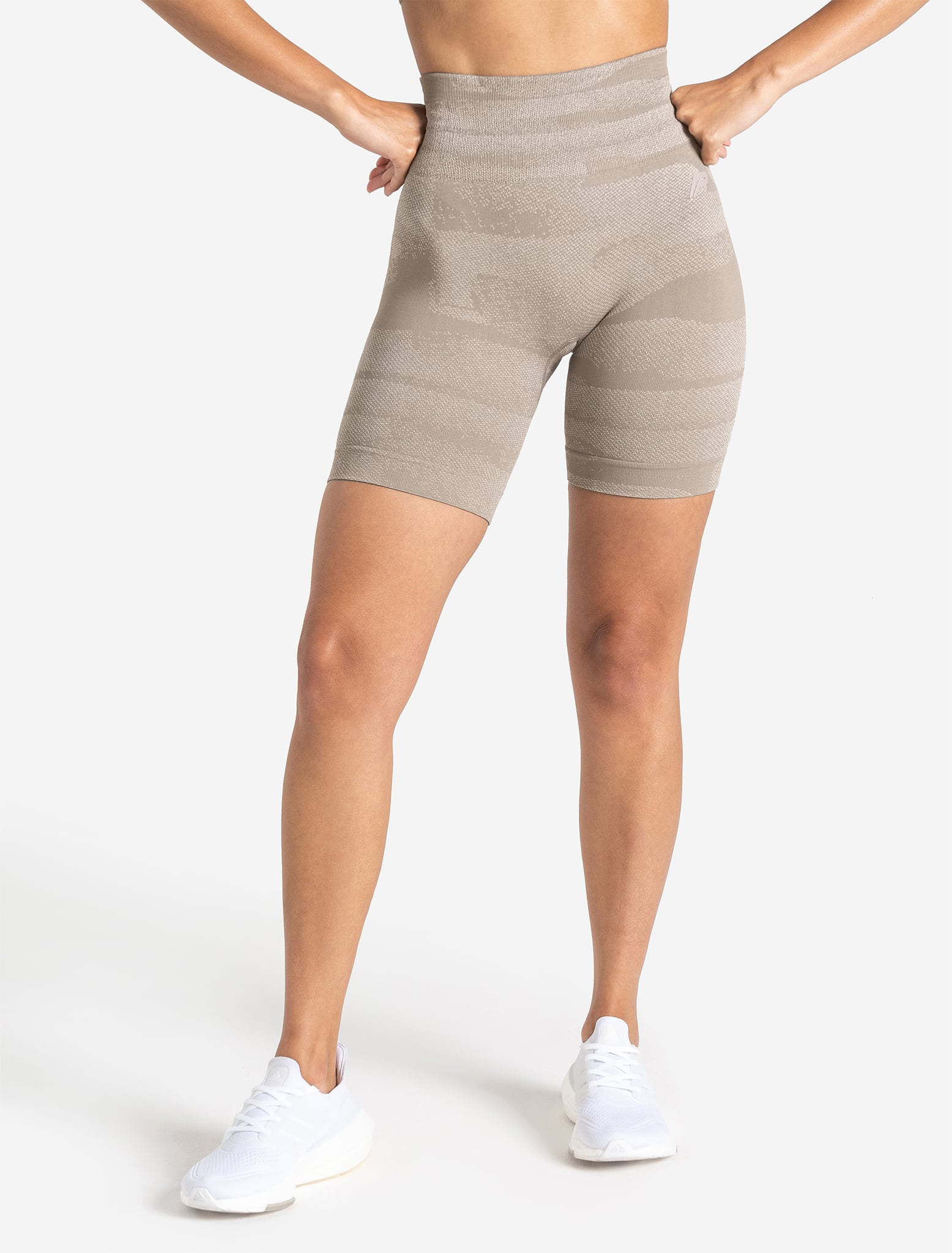 Boost Seamless Shorts - Neutral Pursue Fitness 1