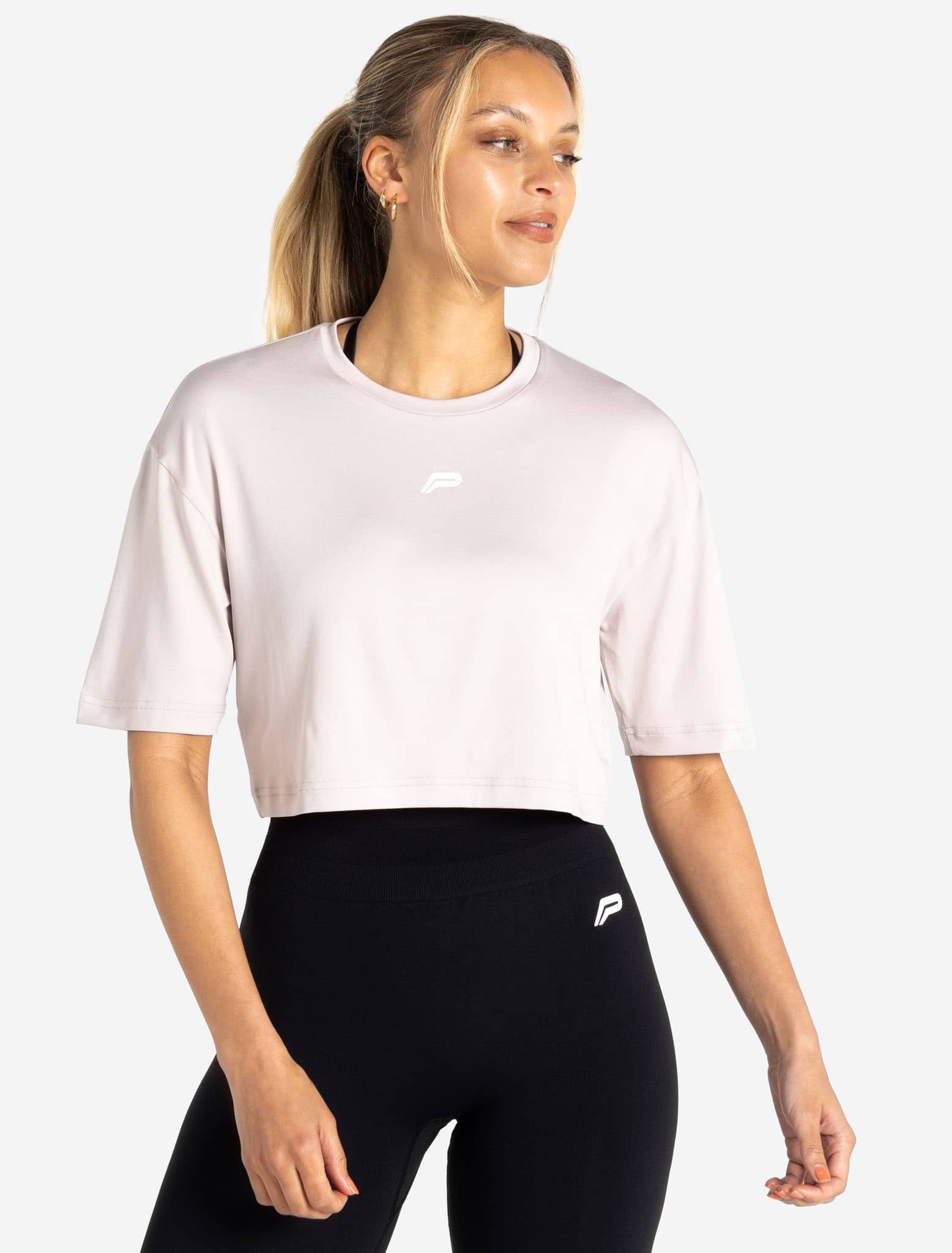 BreathEasy® Crop T-Shirt / Light Grey Pursue Fitness 1