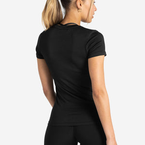 BreathEasy® Full-Length T-Shirt / Black Pursue Fitness 2