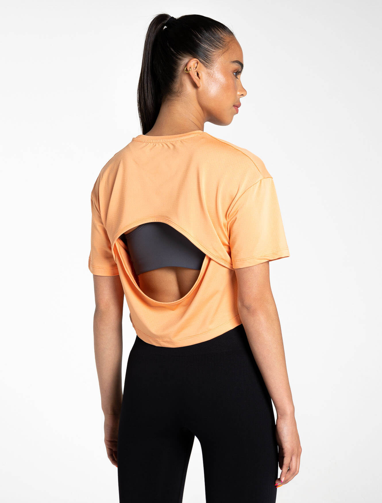 Breeze Crop T-Shirt / Coral Pursue Fitness 2