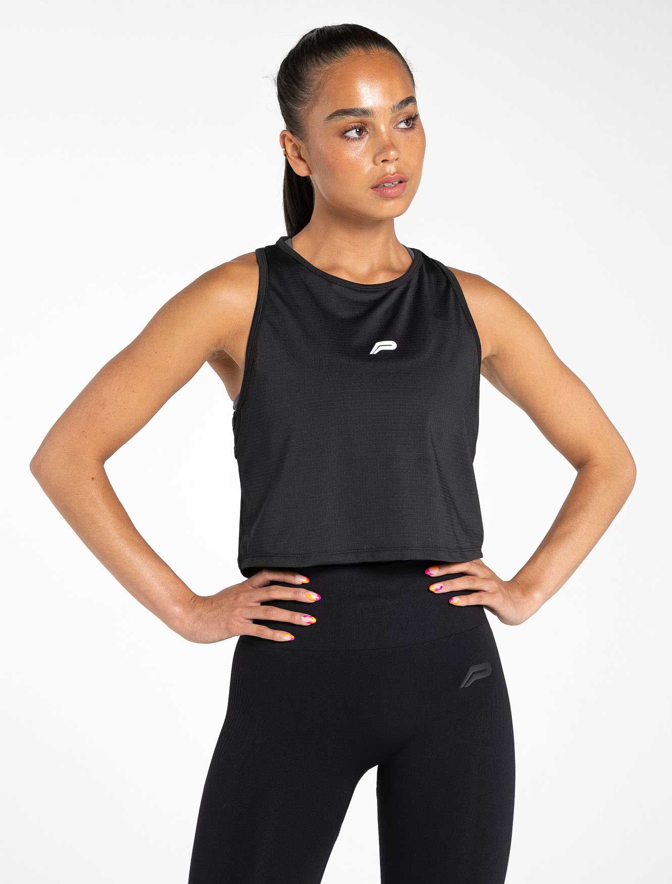 Breeze Crop Tank / Black Pursue Fitness 1