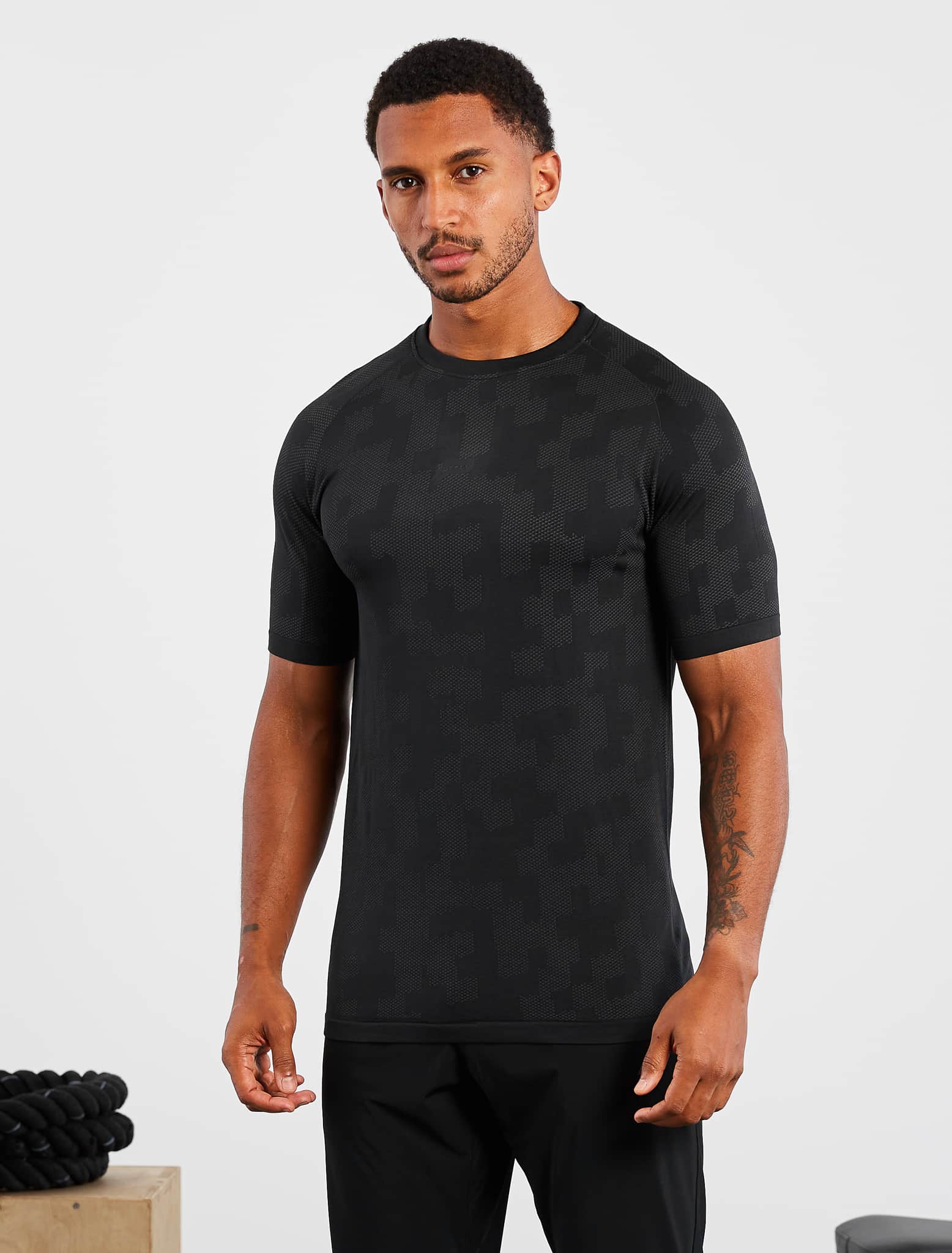 Camo Seamless T-Shirt / Black Pursue Fitness 1