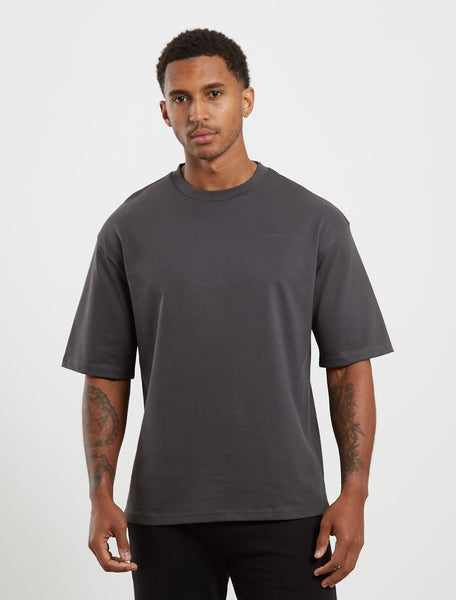 core-oversized-t-shirt-onyx-