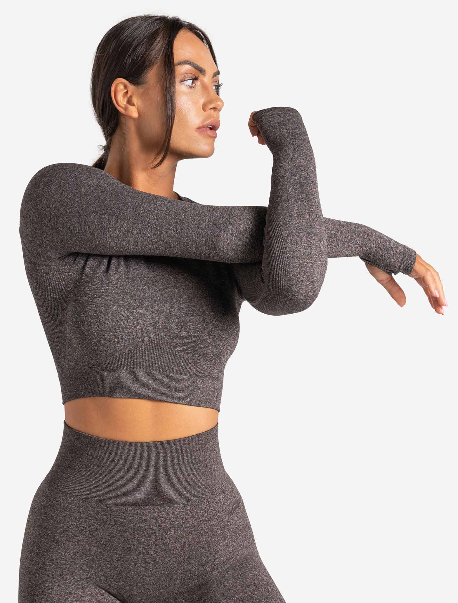 Core Seamless Long Sleeve Crop Top / Brown Marl Pursue Fitness 5