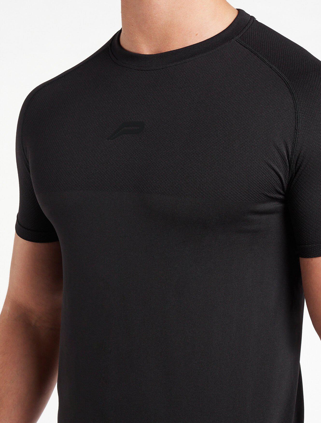 Core Seamless T-Shirt / Blackout Pursue Fitness 3