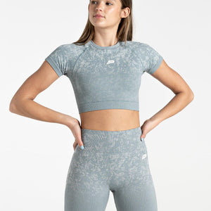 Cosmic Seamless Crop Top / Teal Ombre Pursue Fitness 1