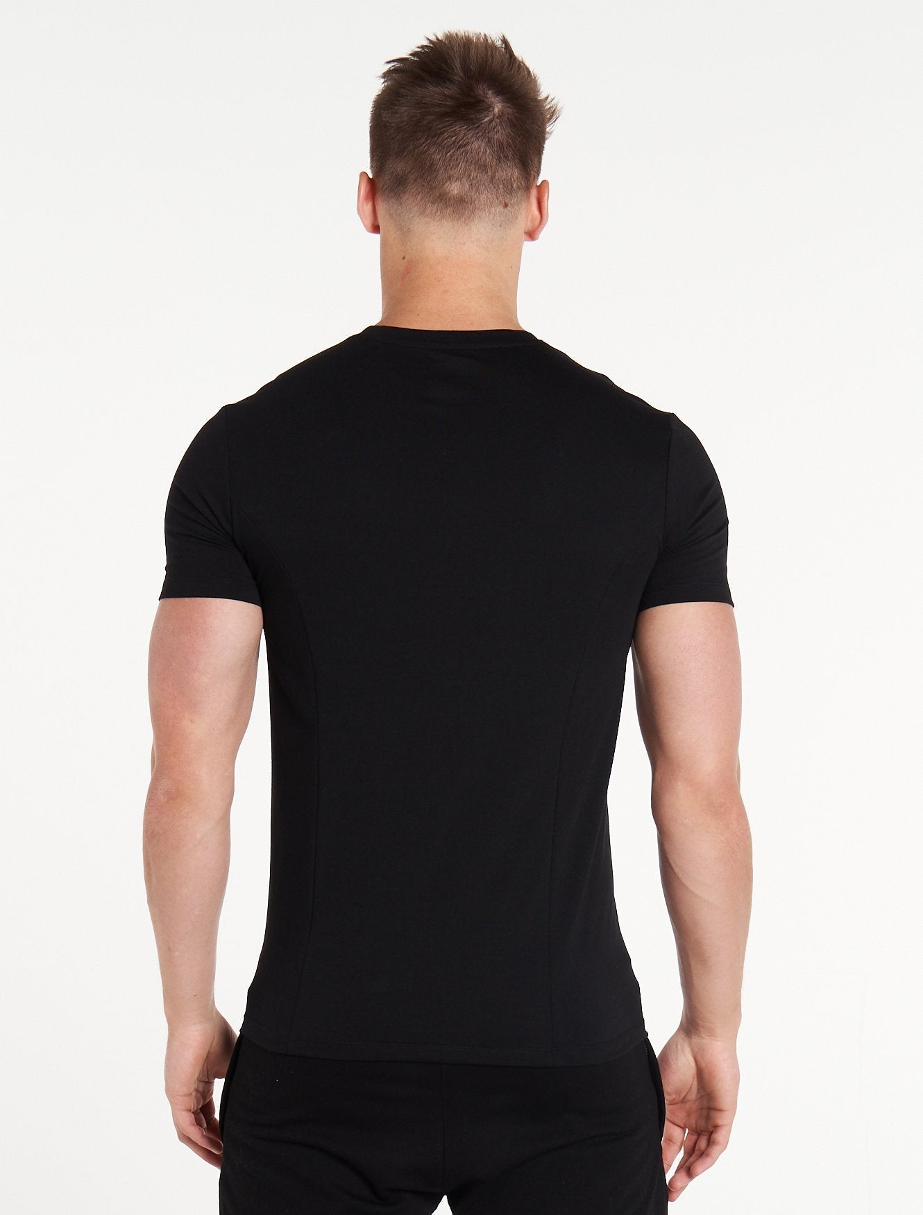 Essential T-Shirt / Black Pursue Fitness 3