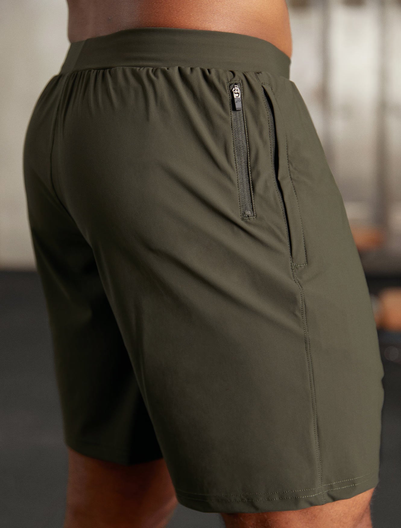 Hybrid Everyday Shorts / Dark Olive Pursue Fitness 2