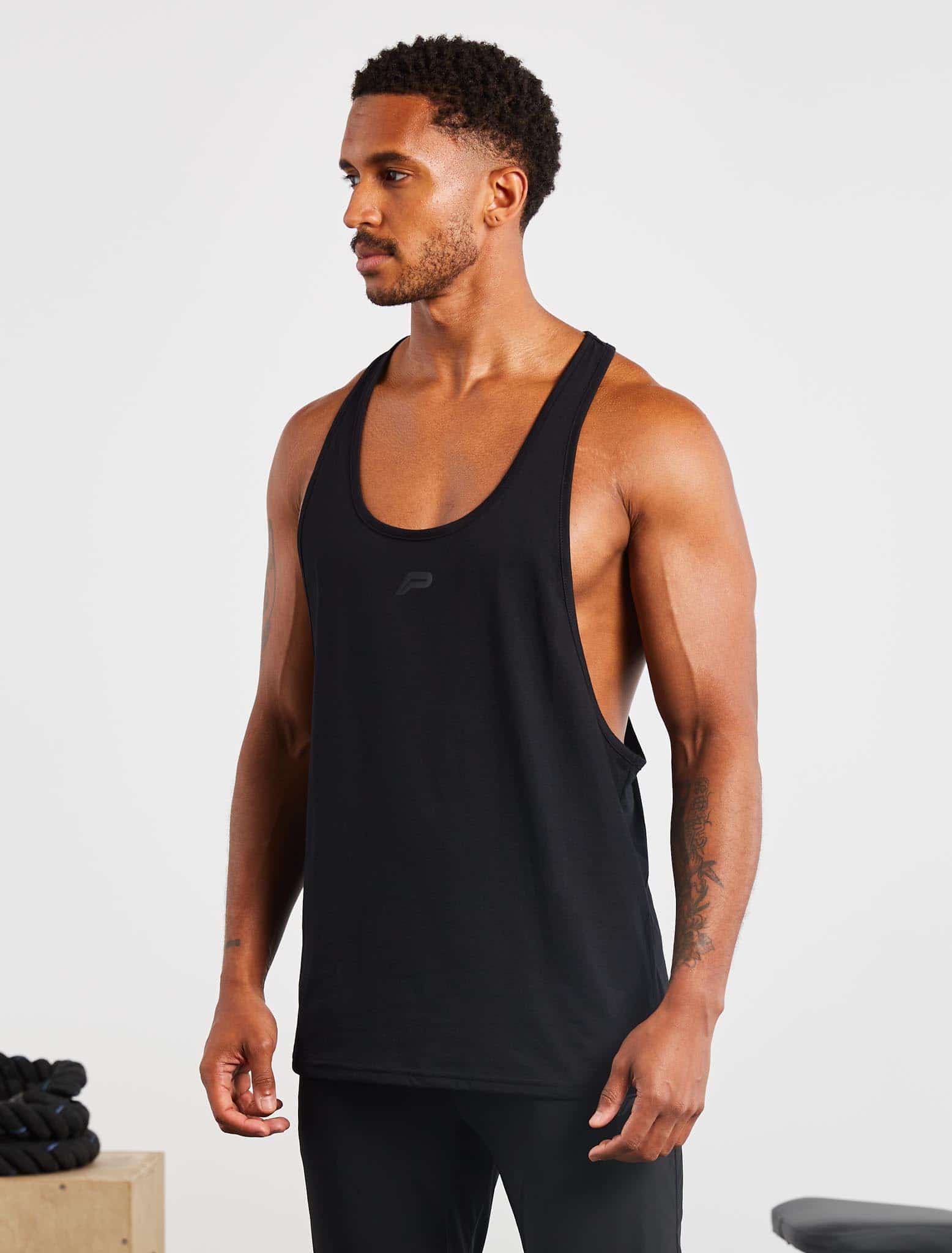Icon Stringer Vest / Black Pursue Fitness 1
