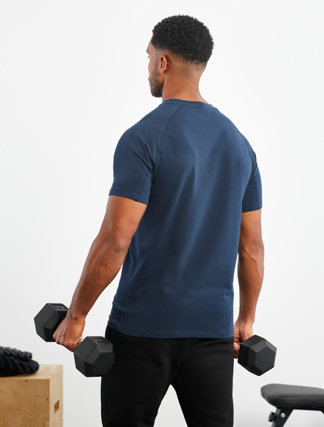 Icon T-Shirt / Navy Pursue Fitness 3