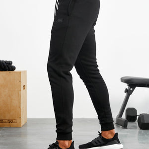 Icon Tapered Joggers / Black Pursue Fitness 2