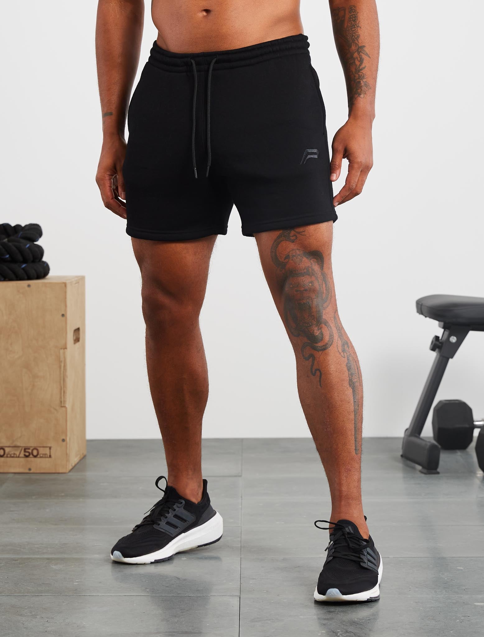 Icon Tapered Shorts / Black Pursue Fitness 1