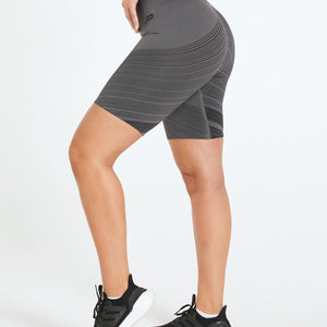 Impulse Seamless Shorts / Slate Grey Pursue Fitness 1