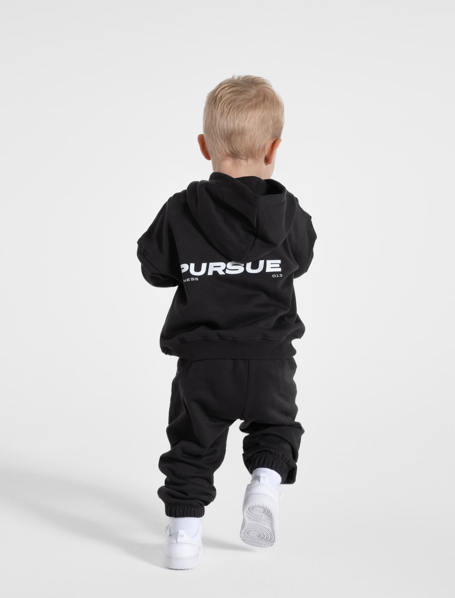 Kids Hoodie / Black Pursue Fitness 2