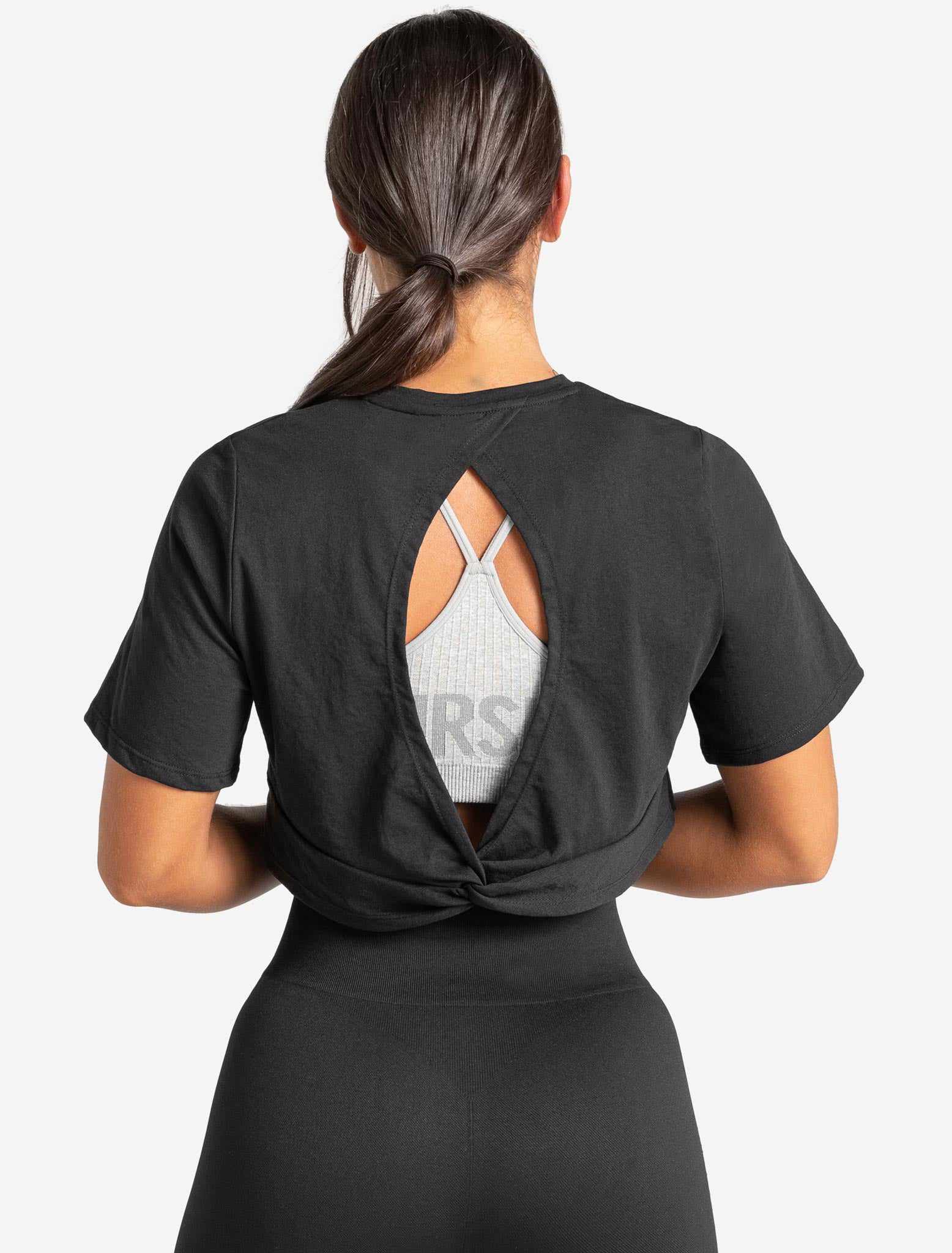Knot Back Crop T-Shirt / Black Pursue Fitness 2