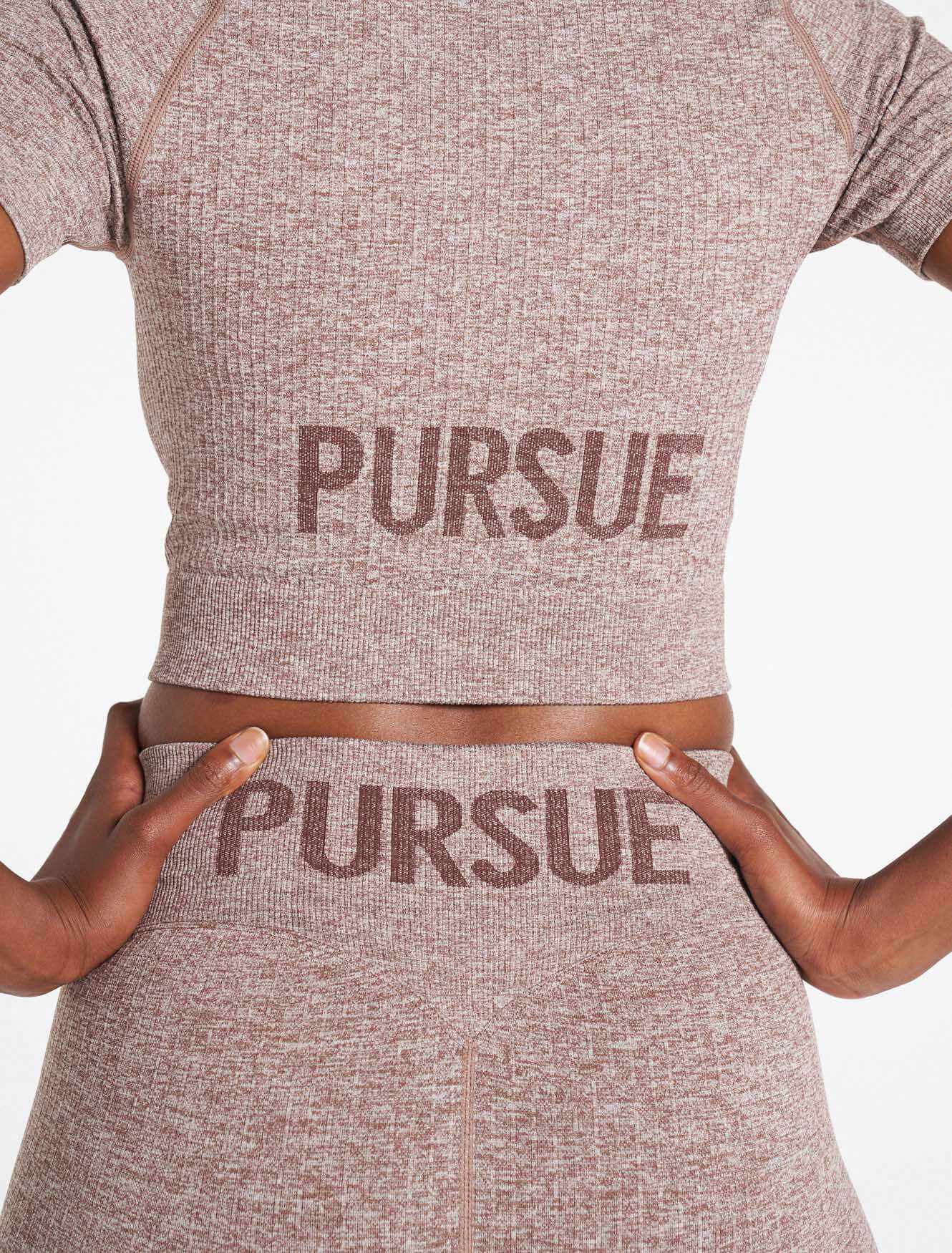 Lounge Seamless Crop T-Shirt / Mocha Pursue Fitness 6