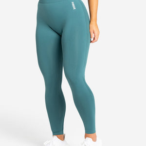 Move Seamless Leggings / Teal Pursue Fitness 2