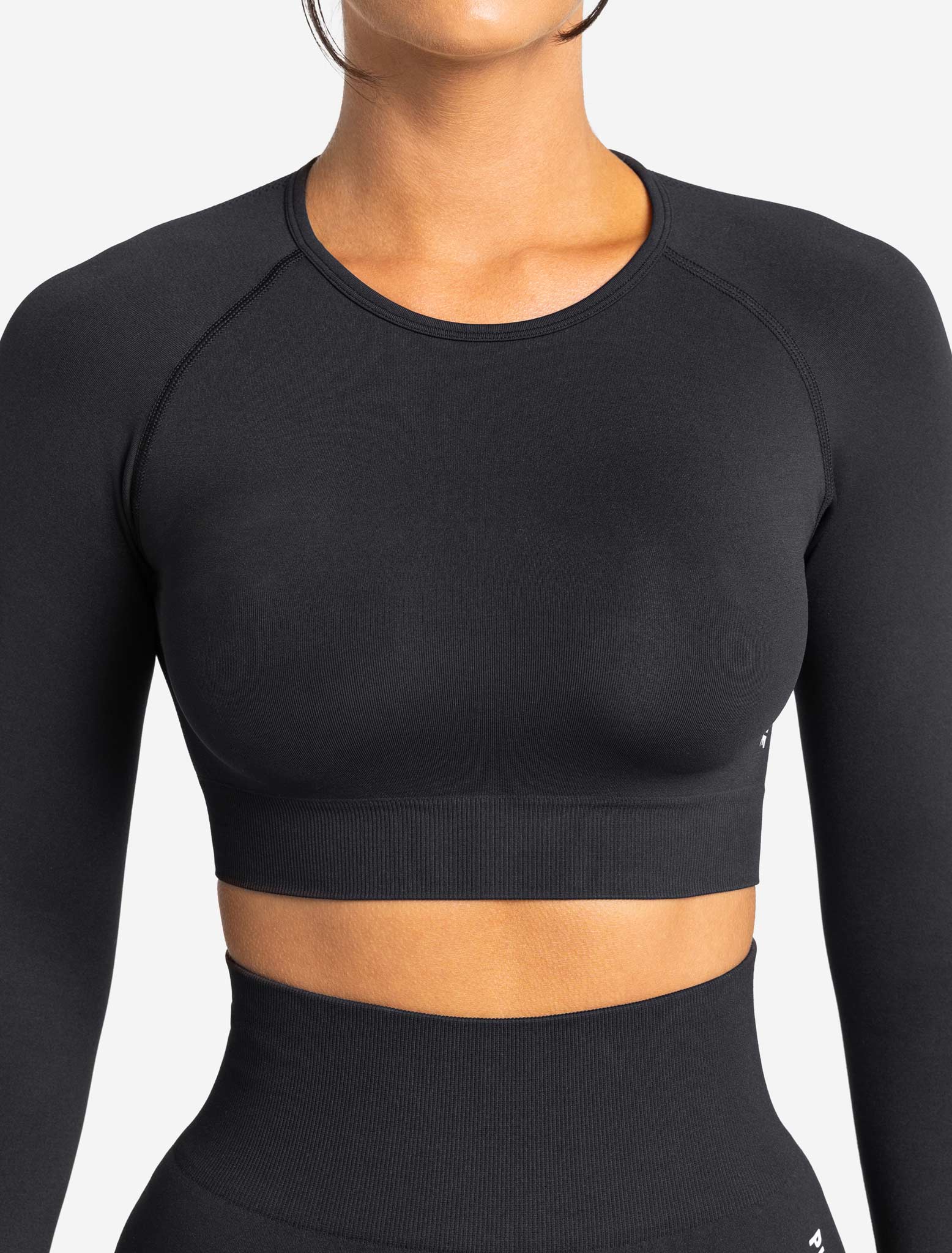 Pursue Fitness Black Long Sleeve Cropped Gym Top L 12 ❤️