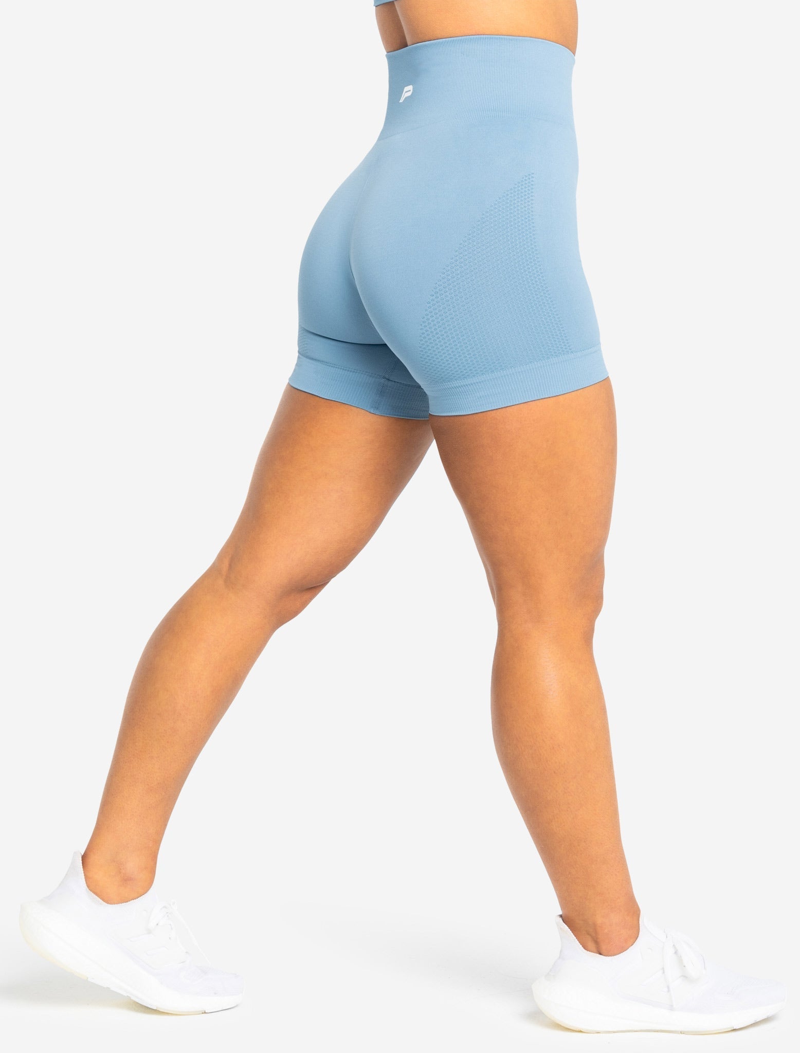 Move Seamless Shorts / Sky Blue Pursue Fitness 1