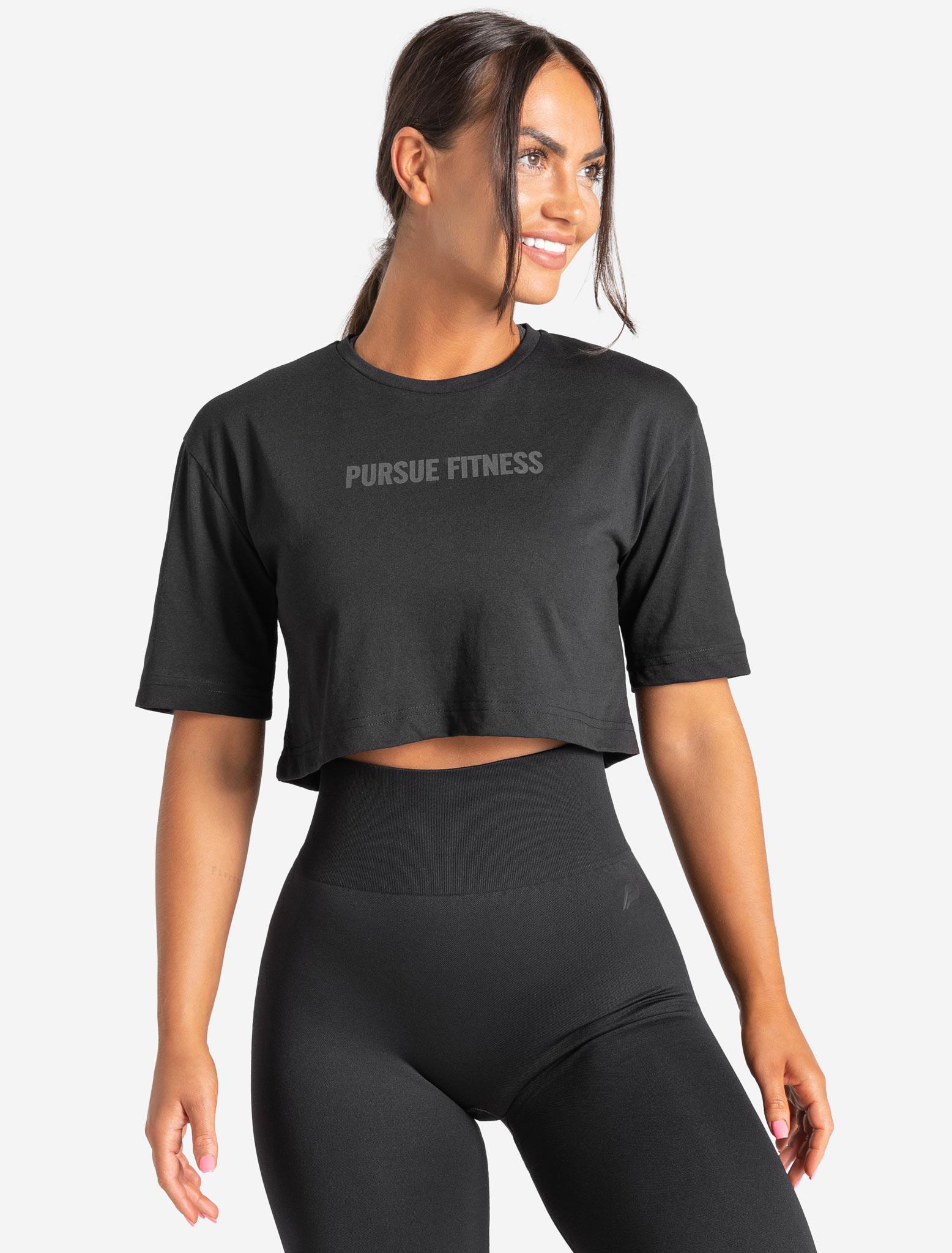 https://www.pursuefitness.com/cdn/shop/files/oversized-crop-t-shirt-black-womens.jpg?v=1691625566