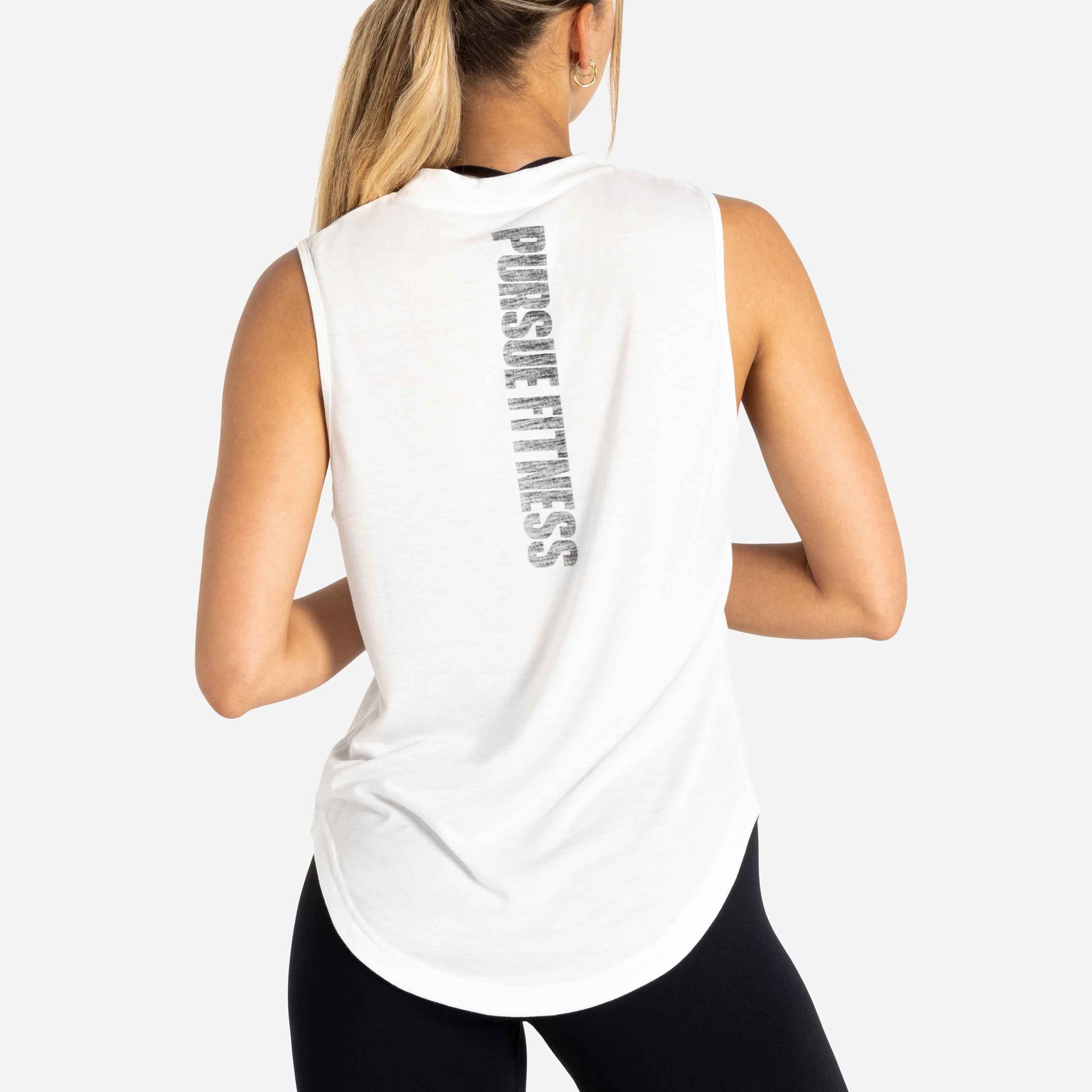 Oversized Graphic Tank / White Pursue Fitness 1