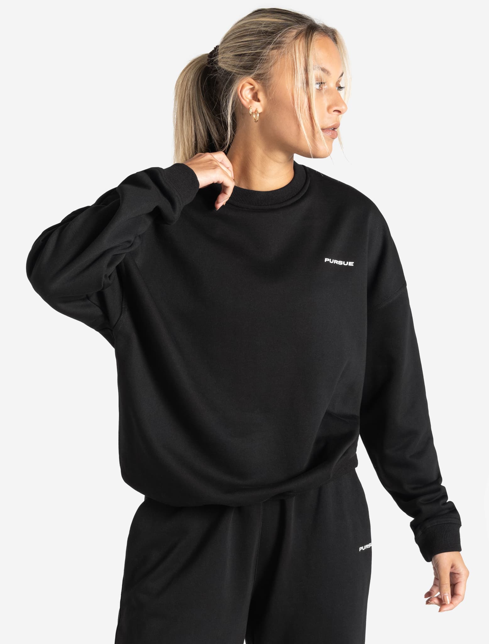 Oversized Sweatshirt / Black Pursue Fitness 2