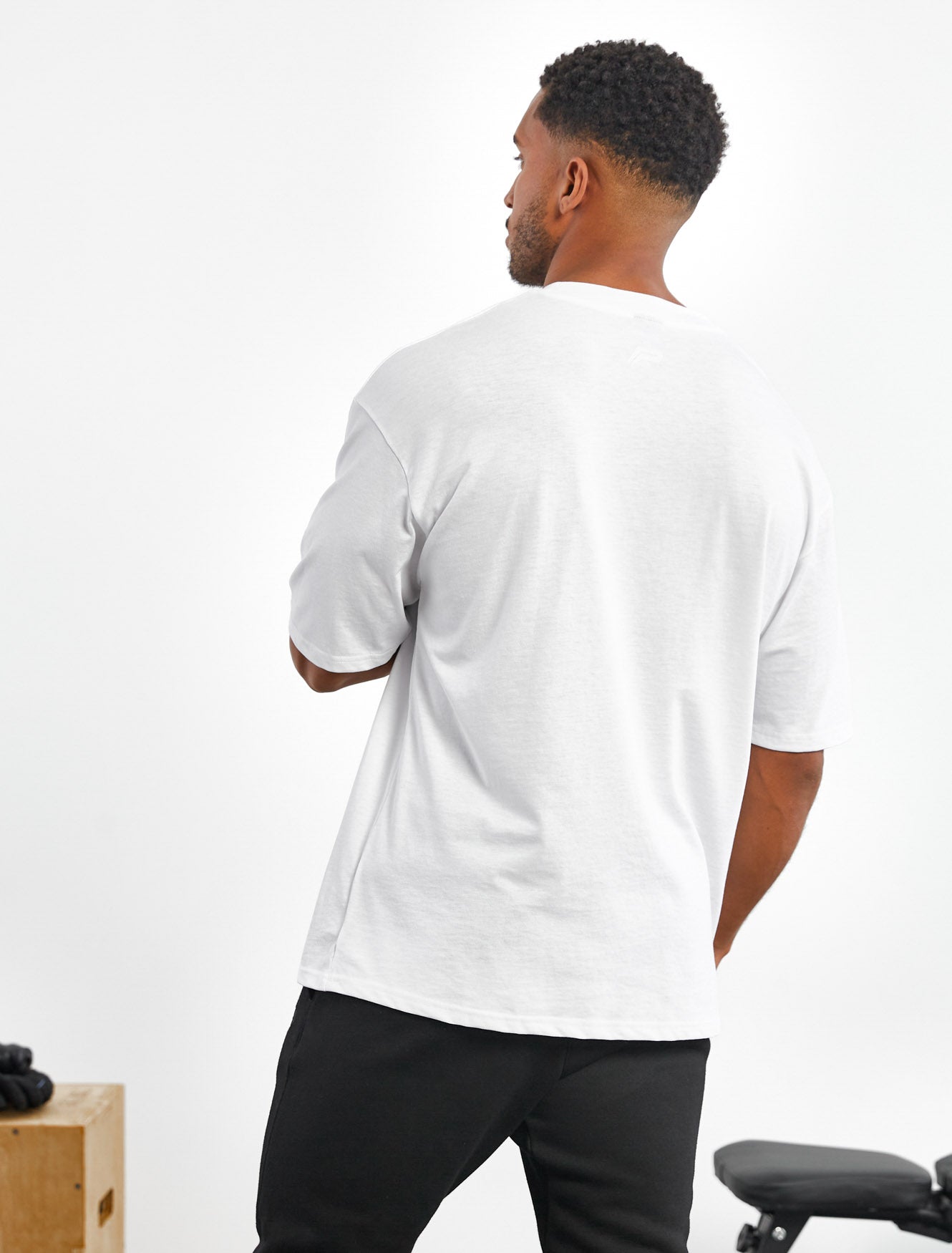 Oversized T-Shirt / White Pursue Fitness 5