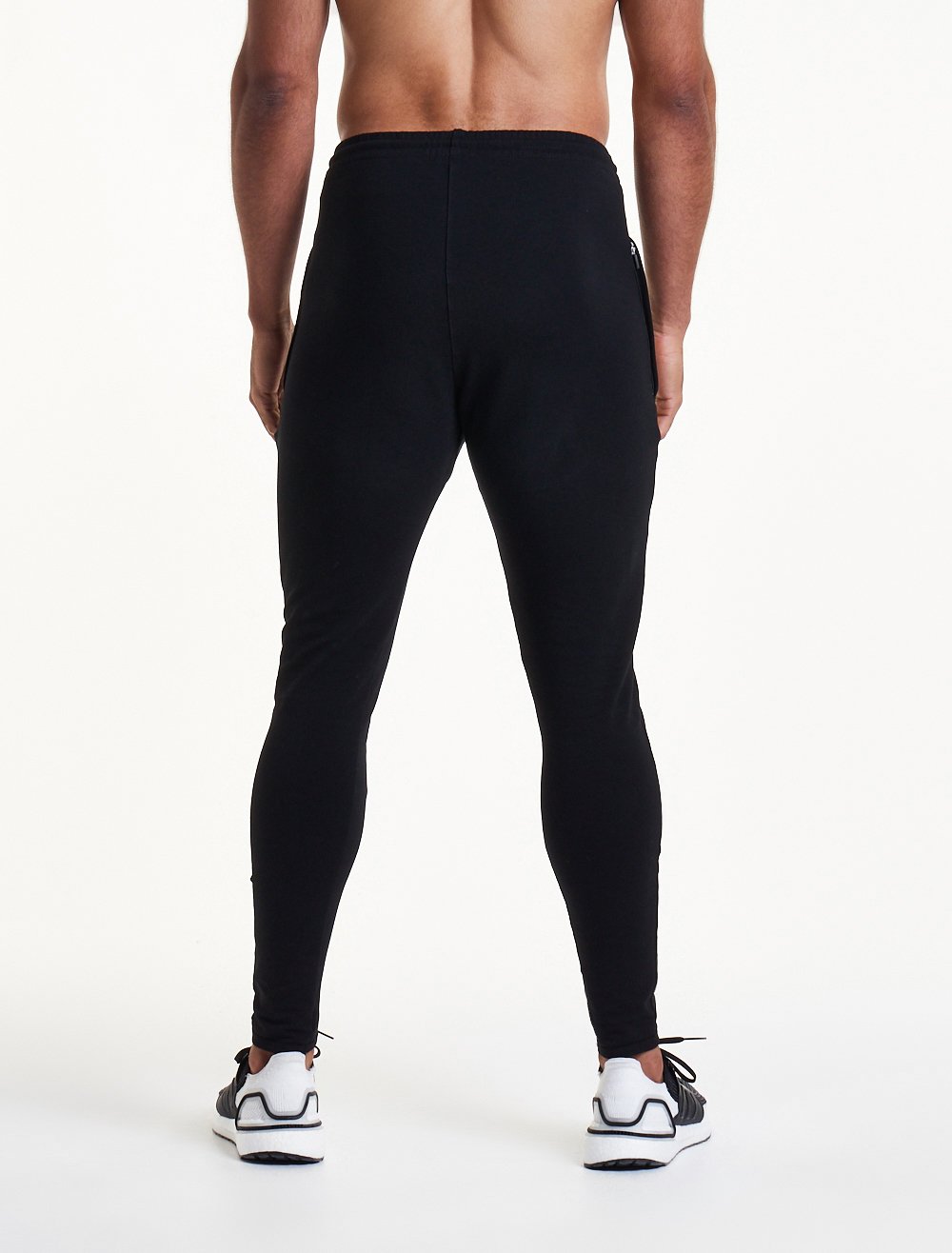Pro-Fit Tapered Bottoms / Triple Black Pursue Fitness 8