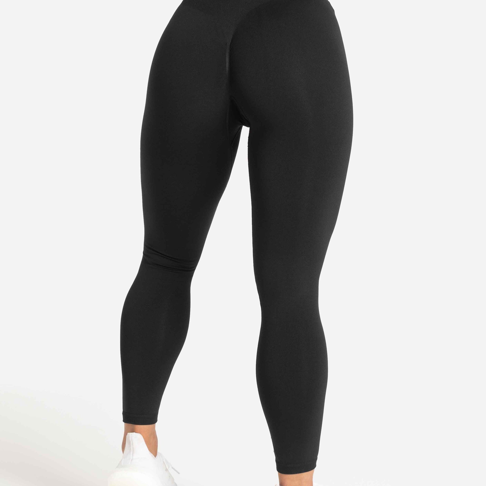 Scrunch Seamless Leggings / Black Pursue Fitness 1