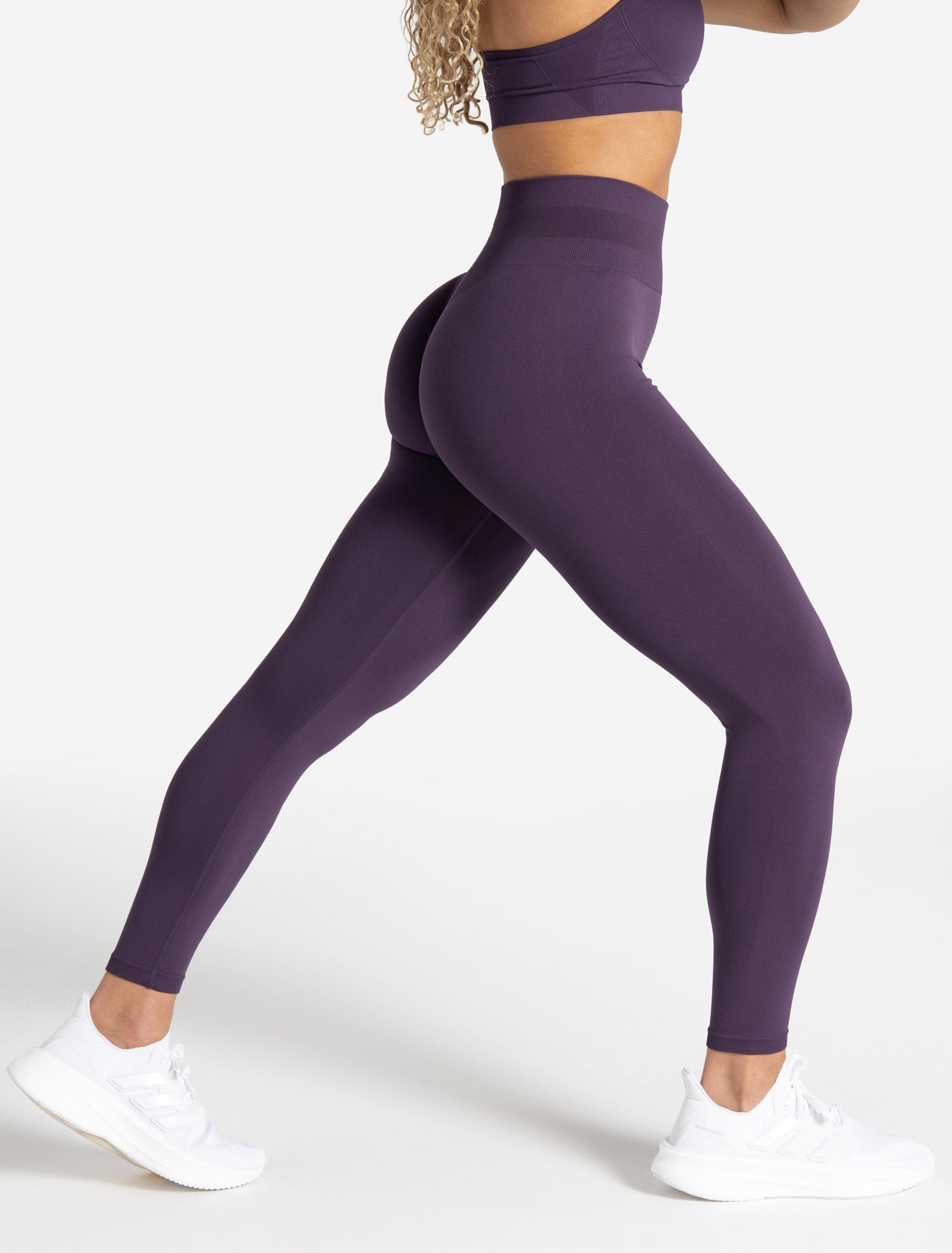 Scrunch Seamless Leggings - Blackberry Pursue Fitness 2